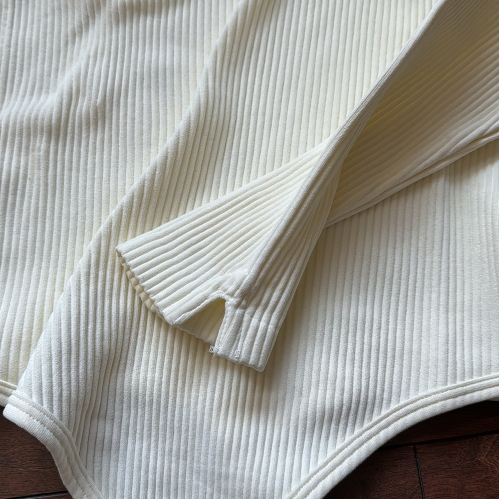 BRAND NEW Free People XYZ Recycled Bodysuit - Picture 5 of 6